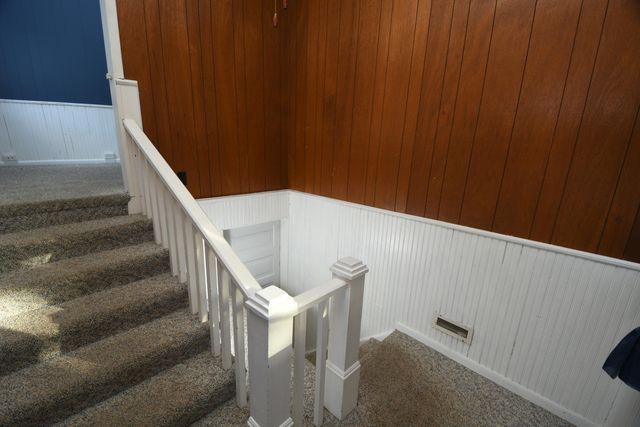 27877 County Road 375, Paw Paw, MI 49079