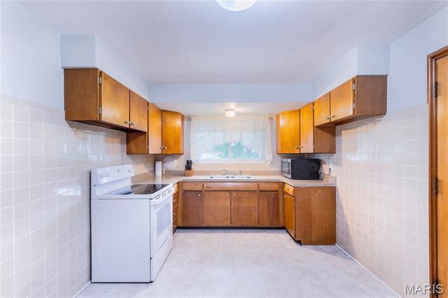9965 Markhall Lane, Unincorporated, MO 63123