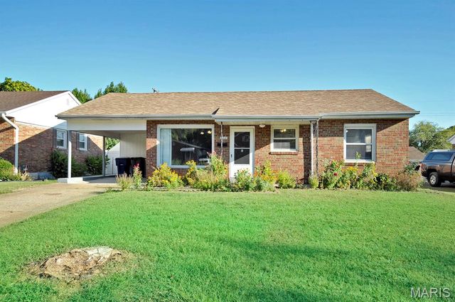 7316 Sharp Avenue, St Louis, MO 63116