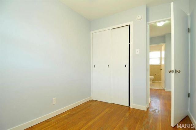 7316 Sharp Avenue, St Louis, MO 63116