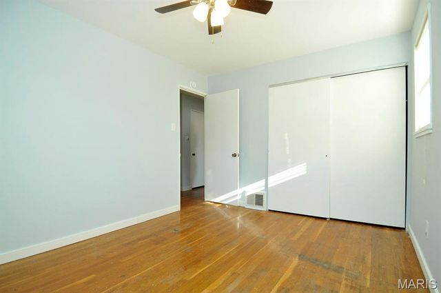 7316 Sharp Avenue, St Louis, MO 63116