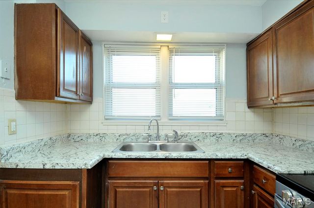 7316 Sharp Avenue, St Louis, MO 63116