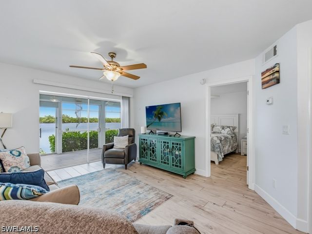 1025 Mainsail DR 203, Naples, FL 34114