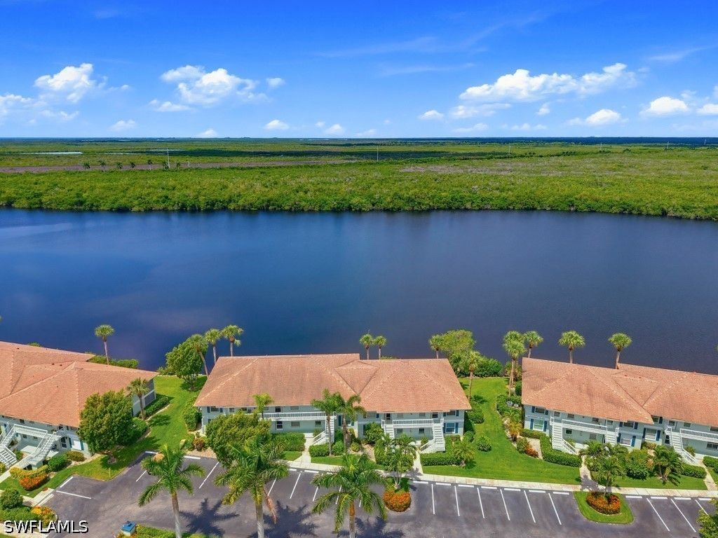 1025 Mainsail DR 203, Naples, FL 34114