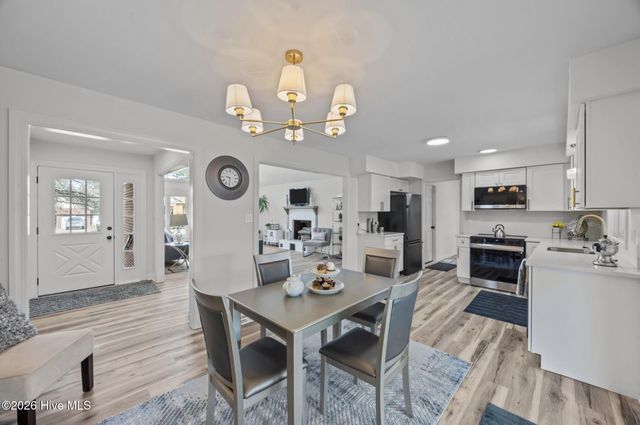 1206 Crows Nest Court, New Bern, NC 28560