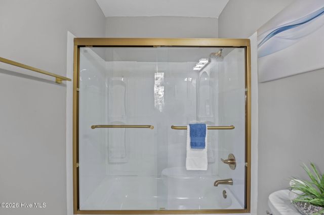 1206 Crows Nest Court, New Bern, NC 28560