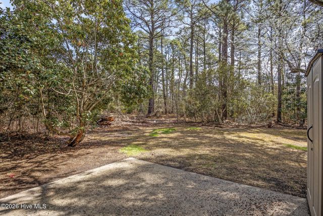 1206 Crows Nest Court, New Bern, NC 28560