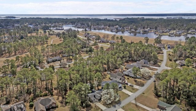 1206 Crows Nest Court, New Bern, NC 28560
