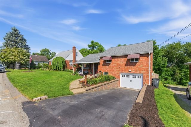 310 Summit Ave, Canonsburg, PA 15317