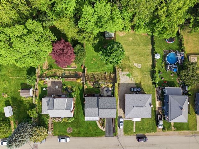 310 Summit Ave, Canonsburg, PA 15317