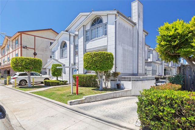 13729 Doty, Hawthorne, CA 90250