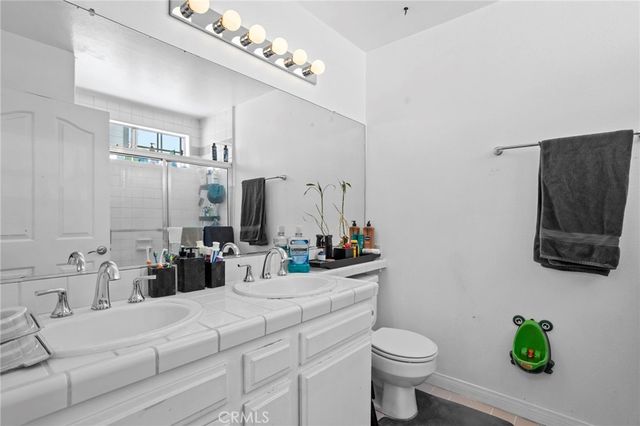 13729 Doty, Hawthorne, CA 90250