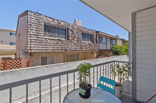 13729 Doty, Hawthorne, CA 90250