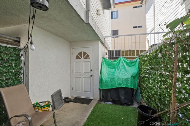 13729 Doty, Hawthorne, CA 90250