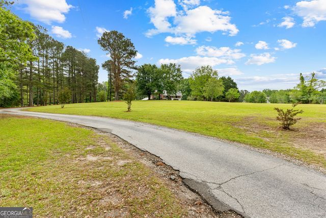 134 Friendship Church Road, Brooks, GA 30205