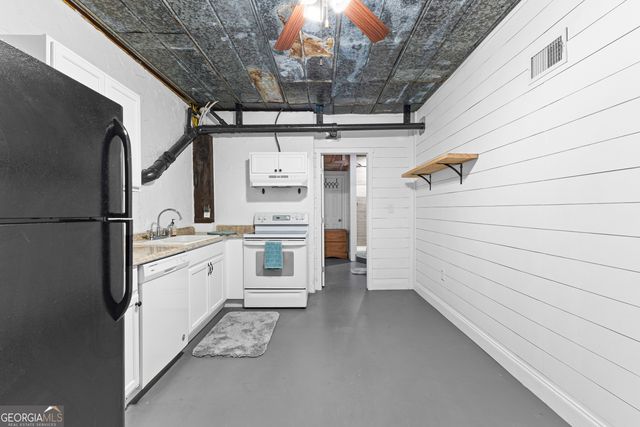 134 Friendship Church Road, Brooks, GA 30205