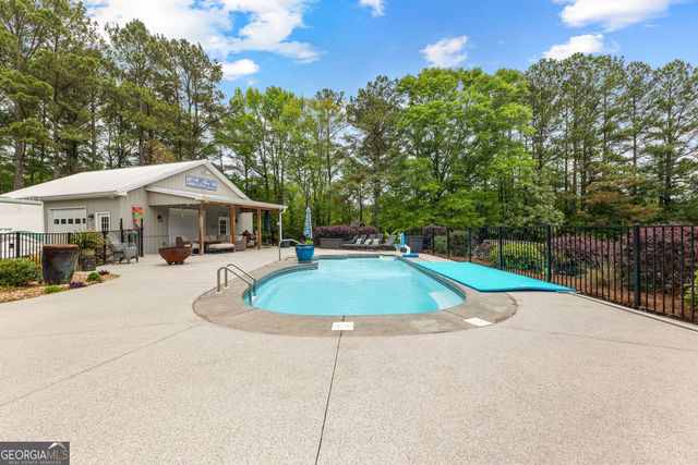 134 Friendship Church Road, Brooks, GA 30205