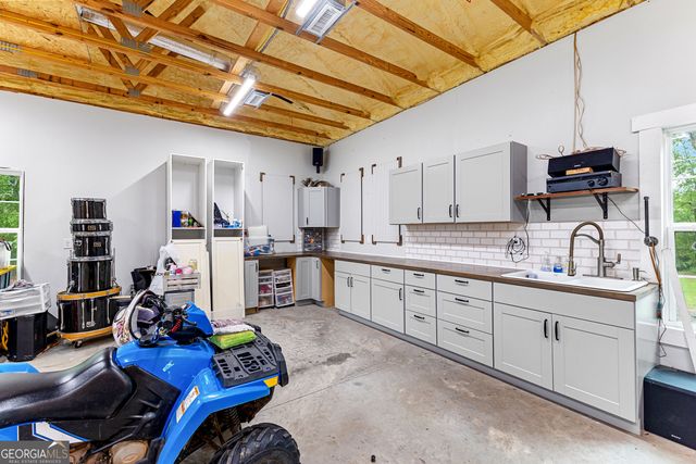 134 Friendship Church Road, Brooks, GA 30205