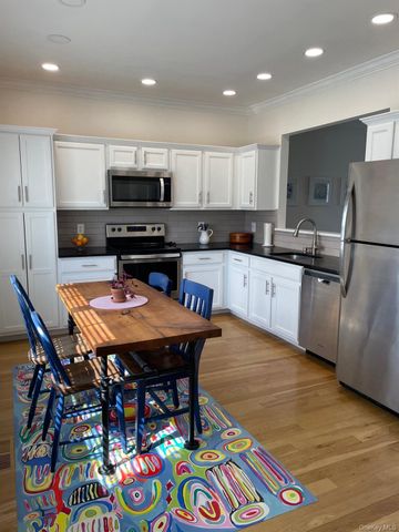 359 Verplanck Avenue, Beacon, NY 12508