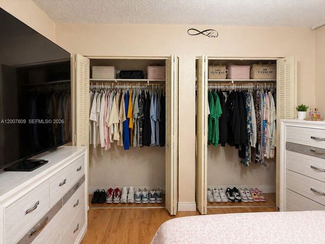 1910 W 56th St 3121B, Hialeah, FL 33012