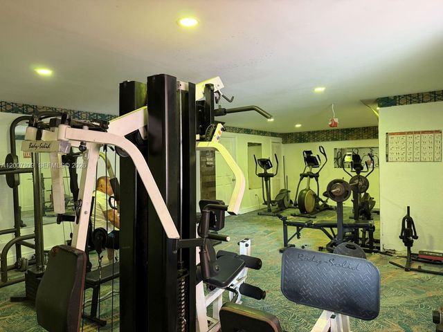 1910 W 56th St 3121B, Hialeah, FL 33012