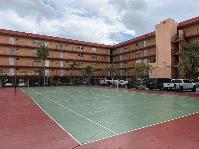 1910 W 56th St 3121B, Hialeah, FL 33012