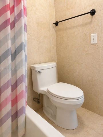 1910 W 56th St 3121B, Hialeah, FL 33012