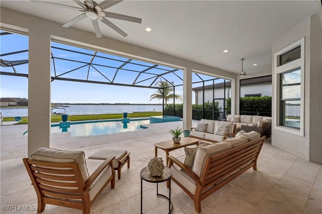 11451 Venetian Lagoon DR, Fort Myers, FL 33913