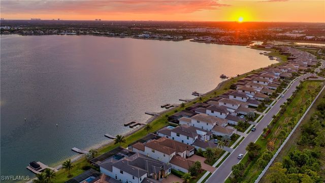 11451 Venetian Lagoon DR, Fort Myers, FL 33913