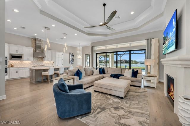 11451 Venetian Lagoon DR, Fort Myers, FL 33913