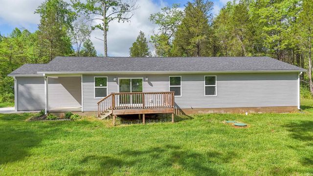 58 Sherwood Lane, Bedford, IN 47421