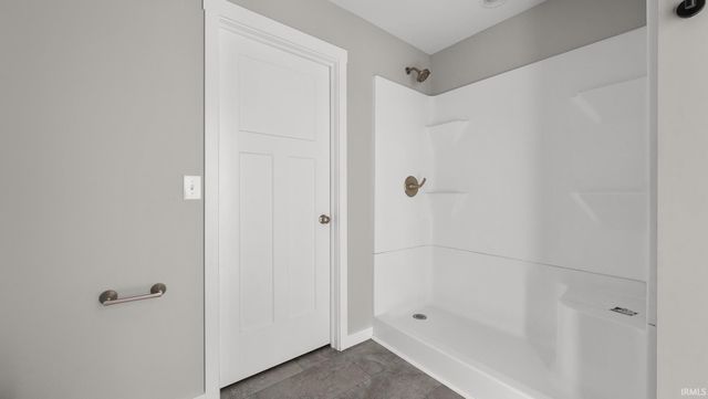 58 Sherwood Lane, Bedford, IN 47421