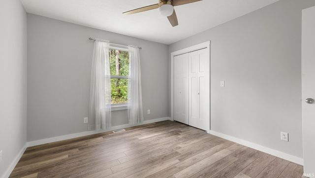 58 Sherwood Lane, Bedford, IN 47421