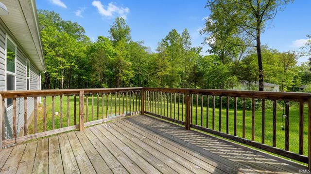 58 Sherwood Lane, Bedford, IN 47421