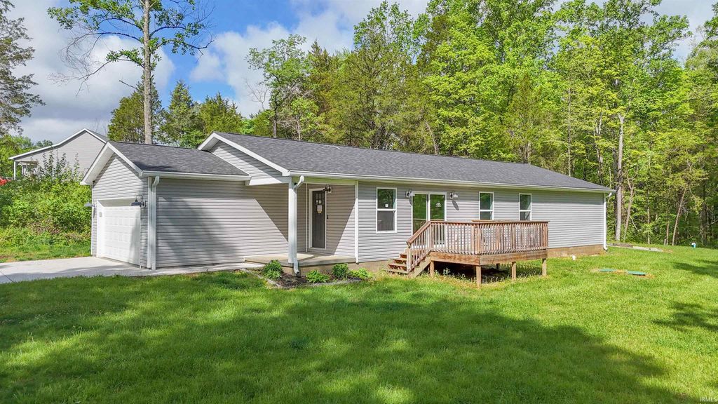 58 Sherwood Lane, Bedford, IN 47421
