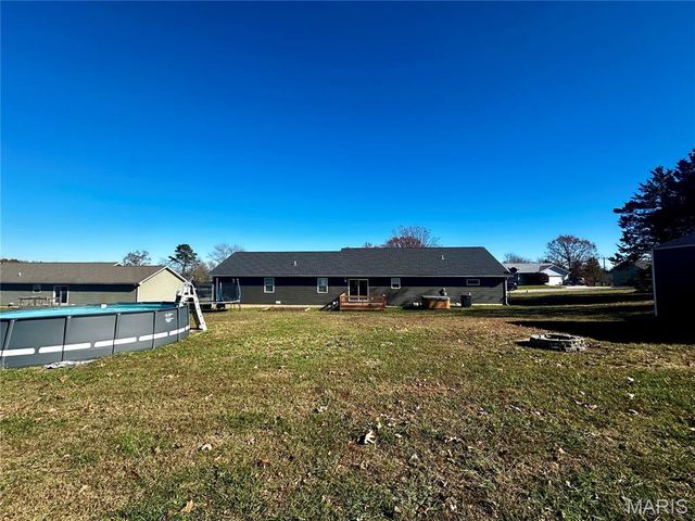 30 Westwood Drive, Salem, MO 65560