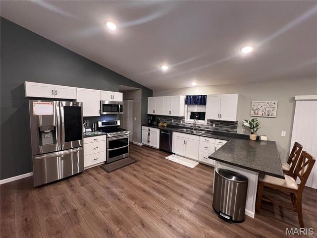 30 Westwood Drive, Salem, MO 65560