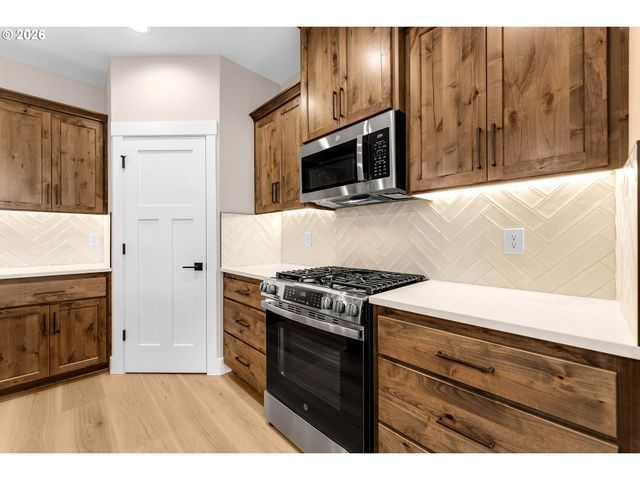 912 Se 35TH St, Battle Ground, WA 98604