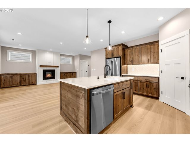 912 Se 35TH St, Battle Ground, WA 98604