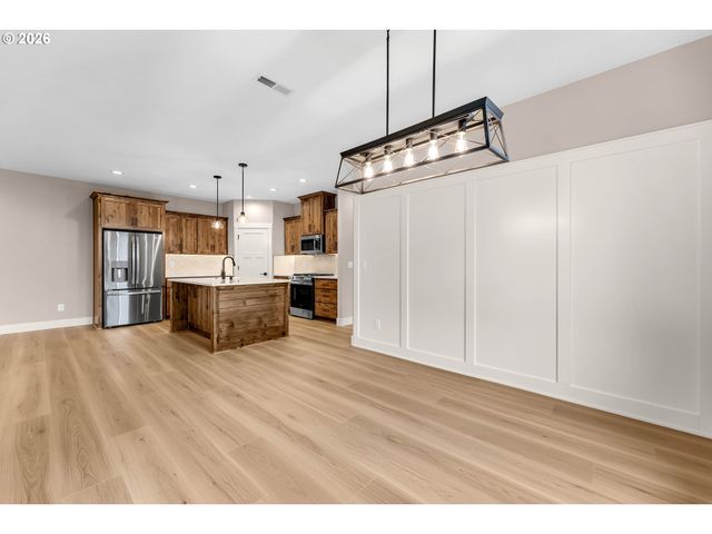 912 Se 35TH St, Battle Ground, WA 98604