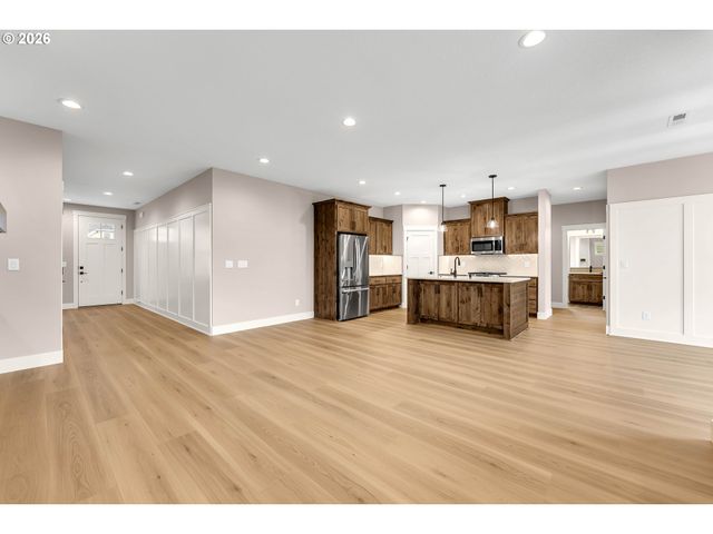 912 Se 35TH St, Battle Ground, WA 98604