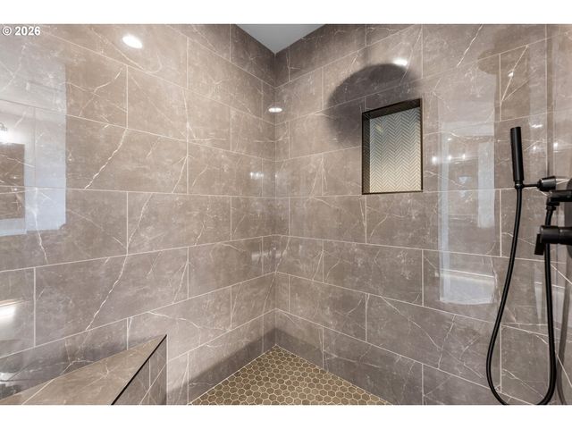 912 Se 35TH St, Battle Ground, WA 98604
