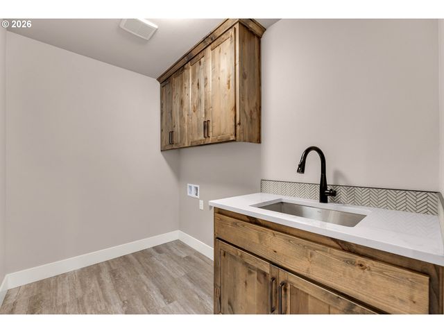 912 Se 35TH St, Battle Ground, WA 98604