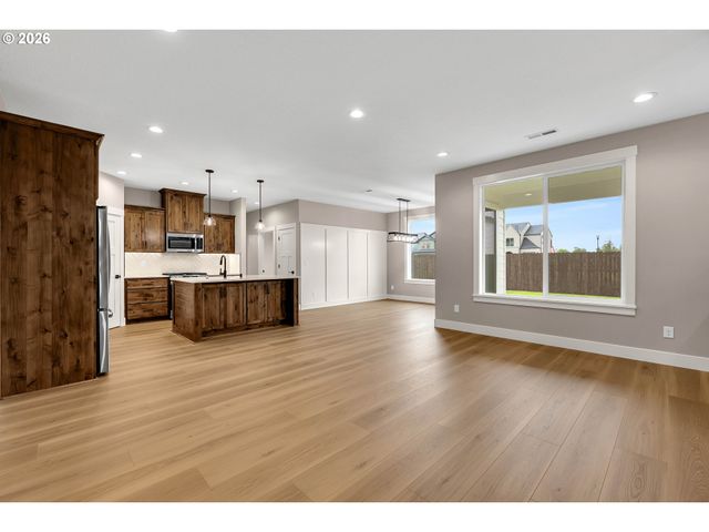 912 Se 35TH St, Battle Ground, WA 98604