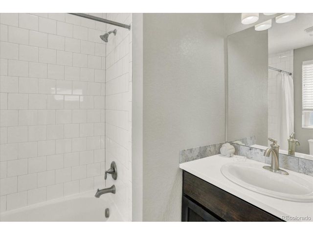 4920 Valentia St, Denver, CO 80238