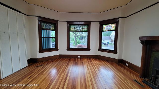 79 Saint James Street, Kingston, NY 12401