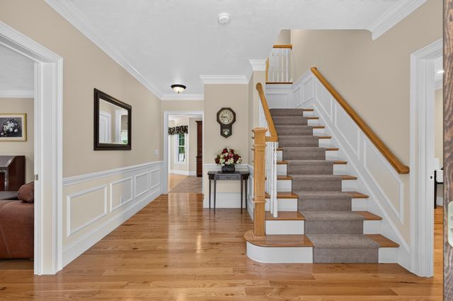 394 Purchase St, Easton, MA 02334