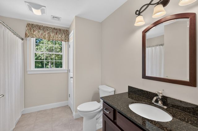 394 Purchase St, Easton, MA 02334