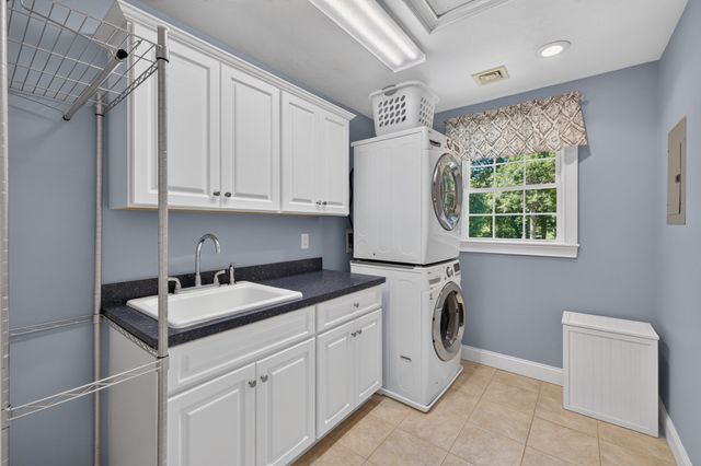 394 Purchase St, Easton, MA 02334