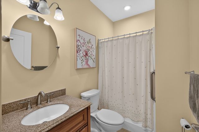 394 Purchase St, Easton, MA 02334